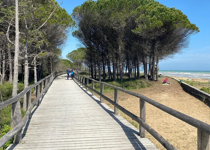 Bright Flat Next To The Beach In Bibione - Beahost